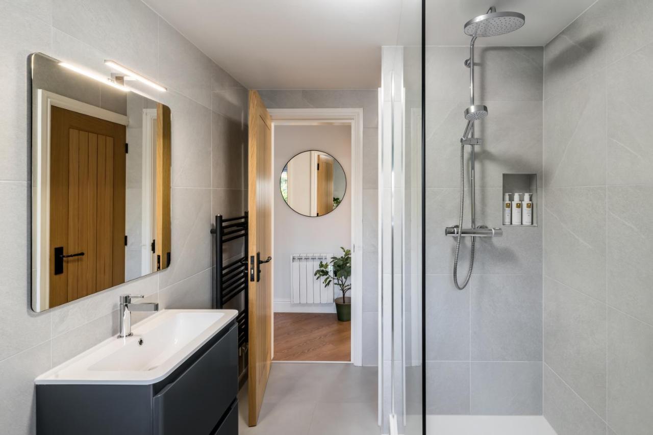 Appartement No. 5 The Court-With Free Parking à Windermere Extérieur photo